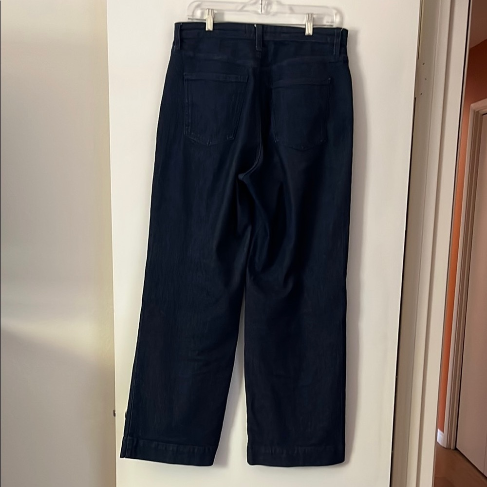 Universal Thread Women's Blue High Rise Wide Leg Jeans, like new! - Picture 5 of 9